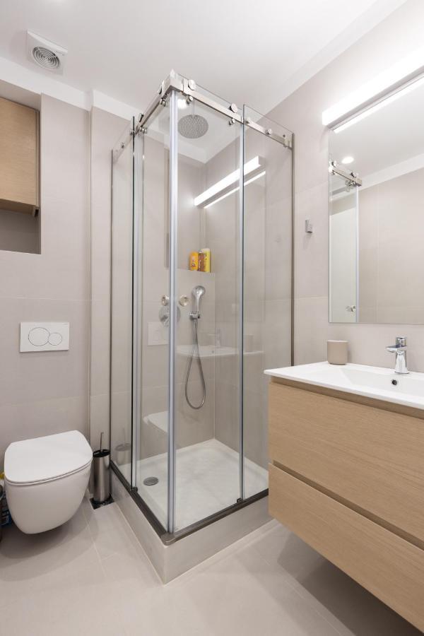 Wonderful Central Athens 2 Bedroom 2 Bath Sleeps 8 ภายนอก รูปภาพ